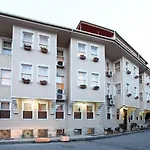 Отель Ayasofya 4*